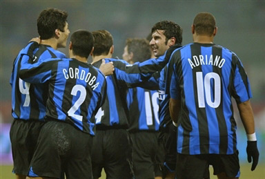 他们不断为 他们不断为