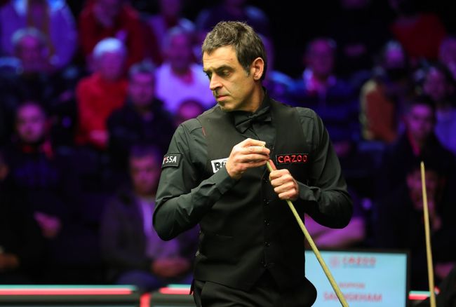 将足球作为 将足球作为