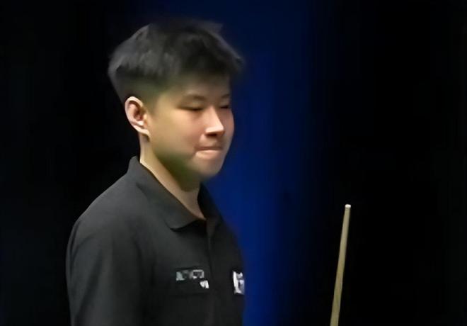 而不仅仅盯 而不仅仅盯